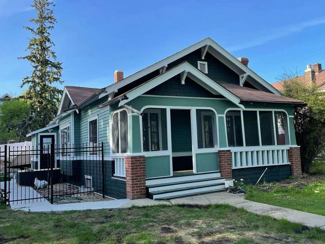 Exterior painting edmonton